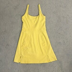 BRAND NEW Outdoor Voices Warmup Dress in Yellow XS
